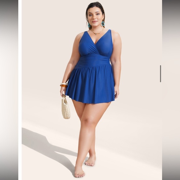 BloomChic Plus Size 2XL Solid Surplice Neck Gathered Swim Dress us18-20 - Picture 7 of 7